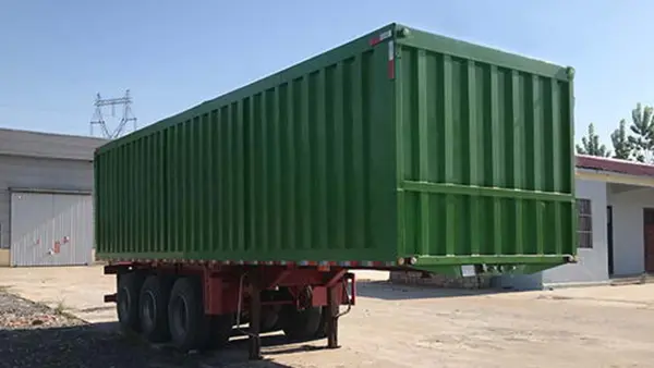 Suuret, kevyet umpikoripuoliperävaunut tehostavat logistiikkaa